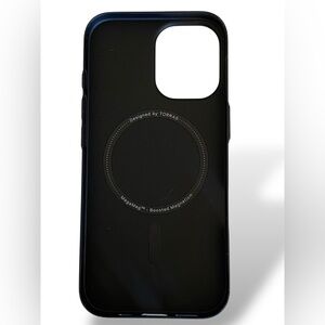 TORRAS MAG MAG IPHONE 16 CASE Black Matte Slim Fit 6.3” Anti-Scratch Shock Proof